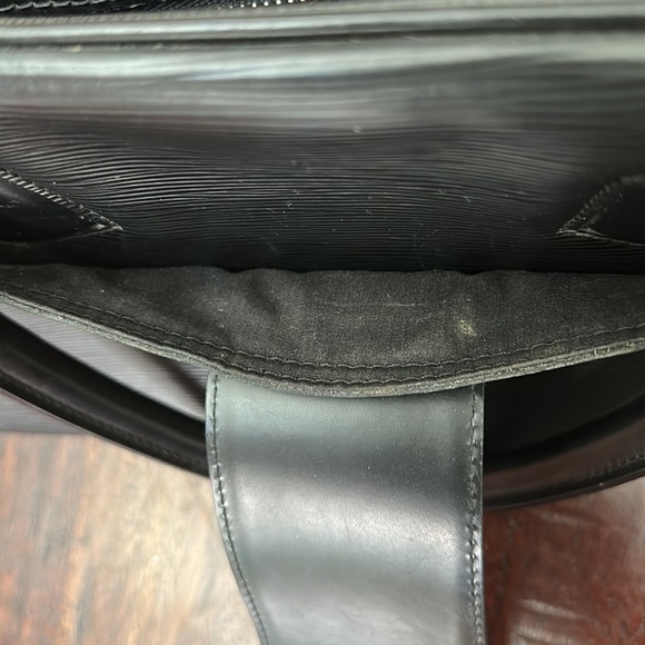 Louis Vuitton epi Montaigne bowling bag - Picture 14 of 14